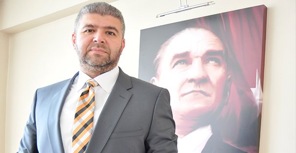 Öztürk yeniden!
