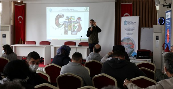 ‘Pet-Shop Sertifika Eğitimi' Verildi