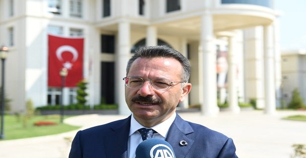 Pişmaniye tasvirli stat kapılarını açıyor