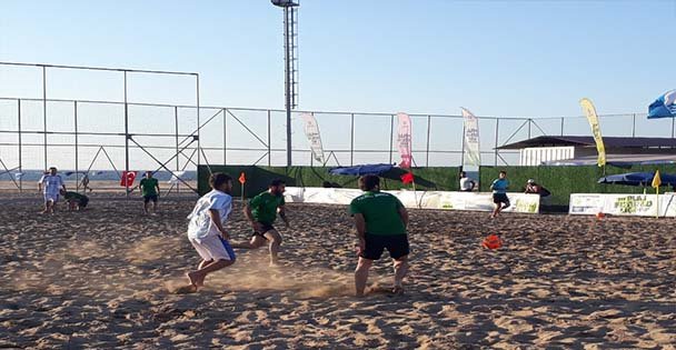 Plaj Futbolu Liginde eleme müsabakaları başladı