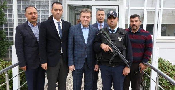 Polisimizin Yanındayız!