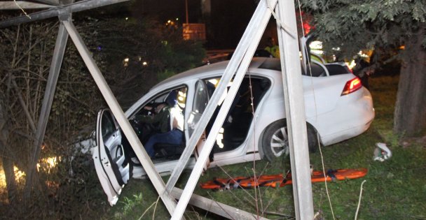 Polisin 'Dur' İhtarına Uymadı Kaza Yaptı