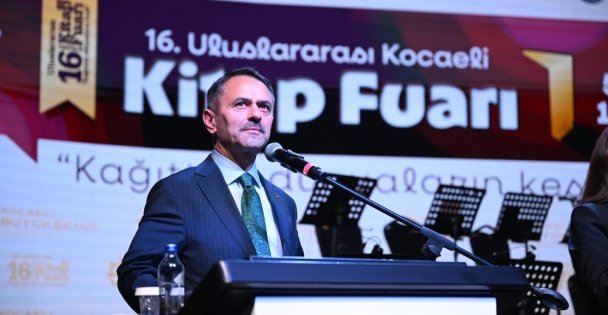 Protokolden Kitap Fuarına övgü üzerine övgü