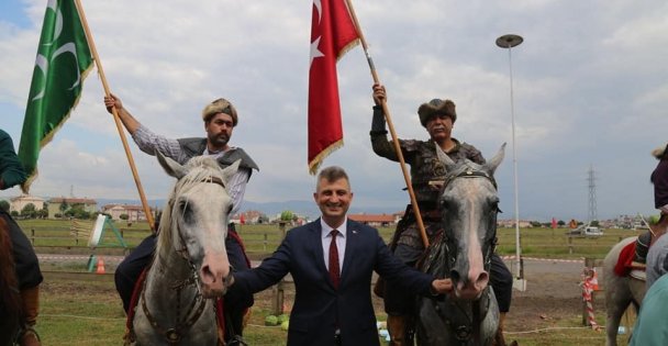 Rahvan At Yarışları heyecanı Gölcük'te başlıyor