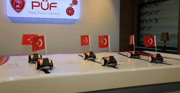 Robotların 29 Ekim Gösterisi Beğeni Topladı