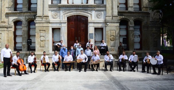 Roman müzisyenler Kocaeli'ne geldi