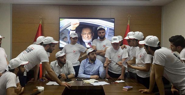 Saadet Gençliği İmza için hazır