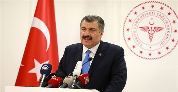 Sağlık Bakanı Koca Türkiye'deki ilk koronavirüs vakasını açıkladı
