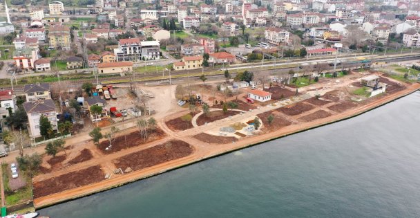 Sahile Yeni Park Geliyor