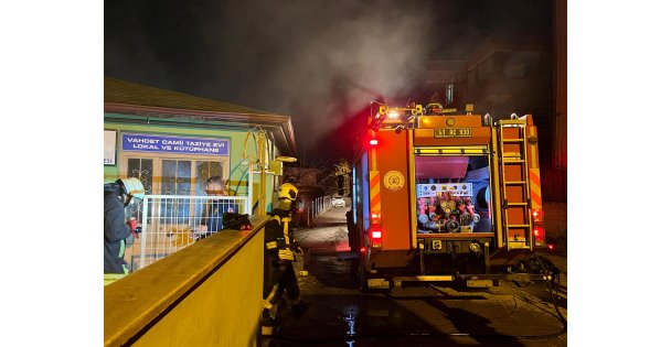 Sahur Vakti Camide Korkutan Yangın