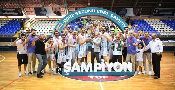 Şampiyon Çayırova Belediyesi
