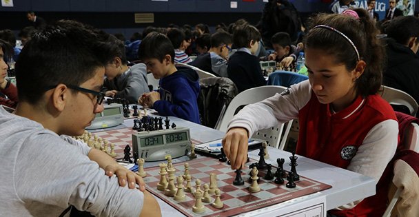 Santranç Ligi 4. etep gerçekleştiriliyor