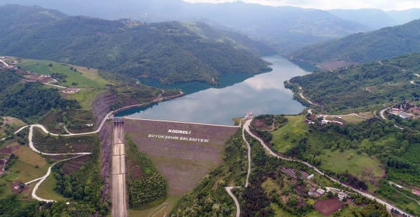 Sapanca Gölü'nden su alımı durduruldu