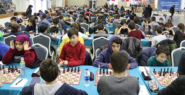 Satranç Ligi'nde heyecan devam ediyor