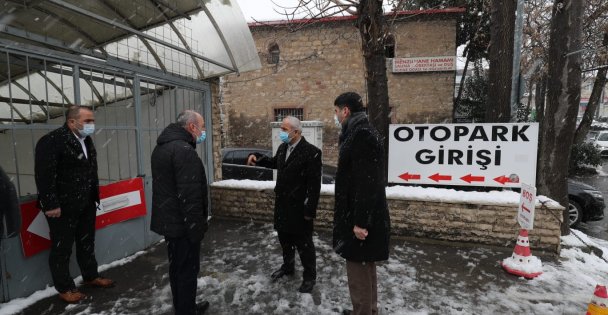 Şehir Merkezindeki Otopark