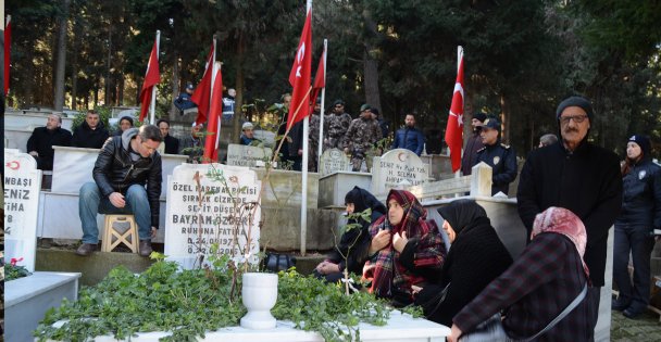 Şehit polis dualarla anıldı