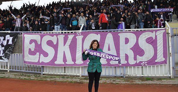 Serap Çakır'dan Taraftarlara Jest