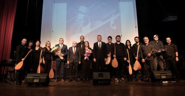 Âşık Veysel Unutulmaz Türküleriyle Anıldı