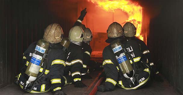 Şilili itfaiyeciler Kocaeli'de eğitimde
