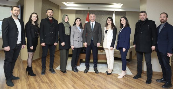 Sivil Çabayı ve Düşünceyi Çok Önemsiyorum