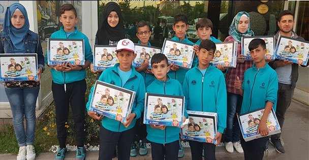 Son misafir öğrenciler de ülkelerine uğurlandı