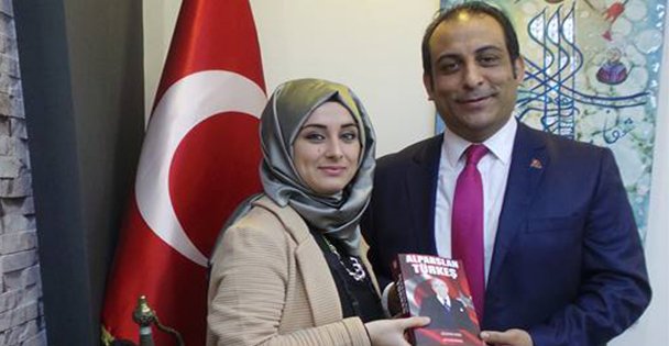 Sözünü tutuyor