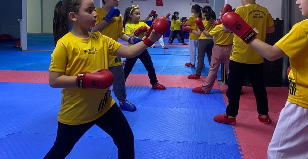 Spor Okullarında Çocuklara Ücretsiz Eğitim