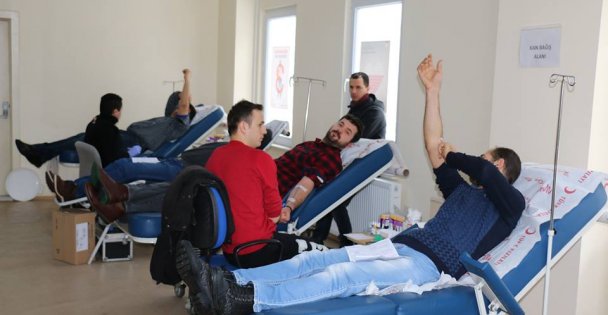 STK'lar Gebze'de kan bağışladı!