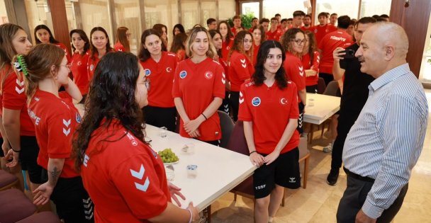 Sualtı Hokeyi Dünya Şampiyonası Heyecanı Gebze'de