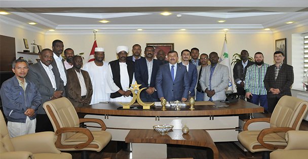 Sudanlı misafirleri ağırladı