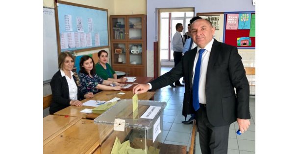 TAHSİN TARHAN OYUNU KULLANDI