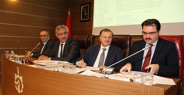 Taksi durak yeri kiralandı