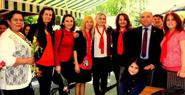 Tarhan sıkı çalışıyor