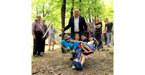 Tarhan'dan bol eğlenceli gezi