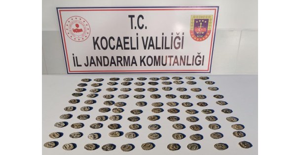 Tarihi eser niteliğinde 100 sikke ele geçirildi