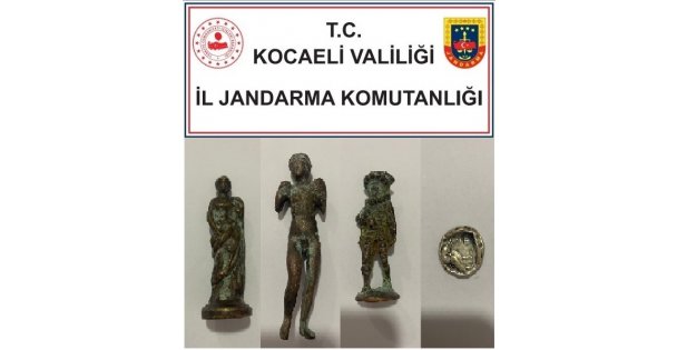 Tarihi eser niteliğinde obje ve sikke ele geçirildi