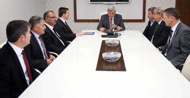 Tarihi eserler için Büyükşehir'e gittiler!