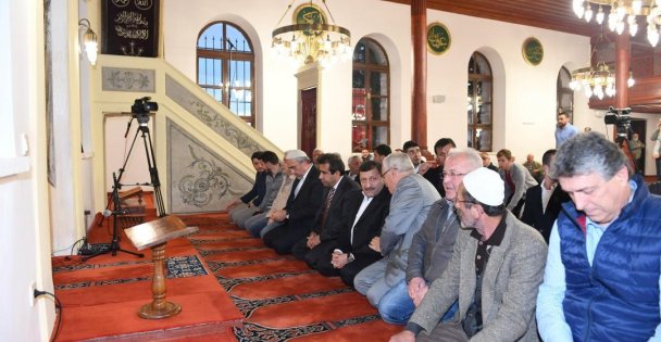 TARİHİ ORHAN CAMİİ'NİN İBADETE YENİDEN ACILDI