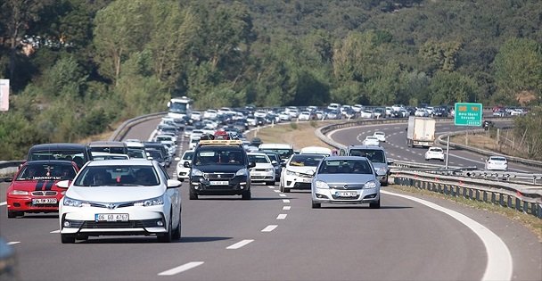 Tatilciler Dönüş Yolunda