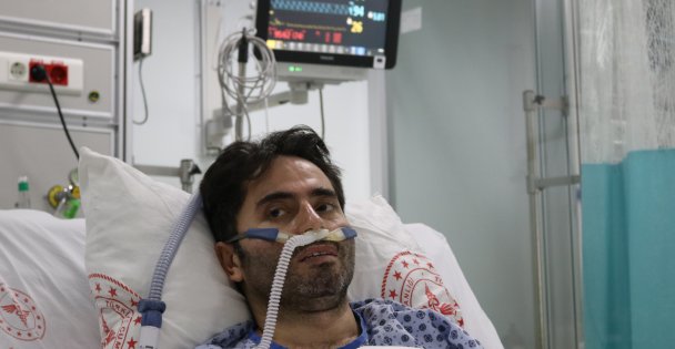 Tedavisi yoğun bakımda süren 40 yaşındaki Kovid-19 hastasından 