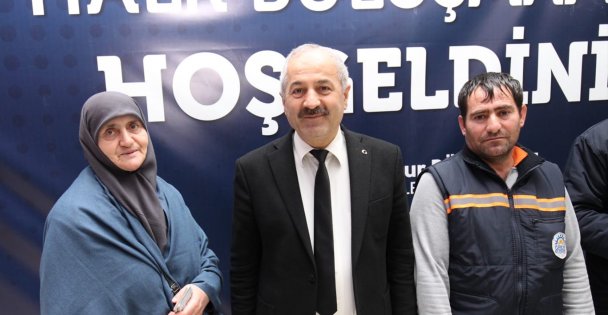 Temizlik İşleri Personelinden Örnek Davranış