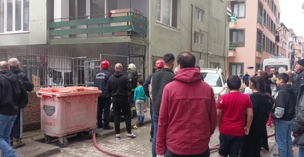 Tersane işçilerinin kaldığı evde yangın