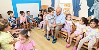 Başkan Amcalarından Miniklere Sürpriz Ziyaret