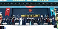 Başkan Büyükgöz, Malazgirt Zaferinin 954. Yıl Dönümü Kutlamalarına Katıldı