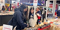 Bu fuarda alışveriş kitaplarla sınırlı kalmadı