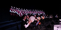 Bu konserde gönüller ilahi aşkla doldu