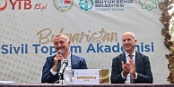 Büyükakın, soydaş gençlerle buluştu