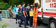 Çocuğunu kurtarmak için suya atlayan anne hayatını kaybetti