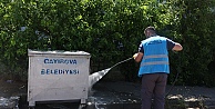Çöp konteynerleri yerinde yıkanıyor