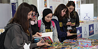 Darıca 5. Kitap Fuarını binlerce kişi ziyaret etti